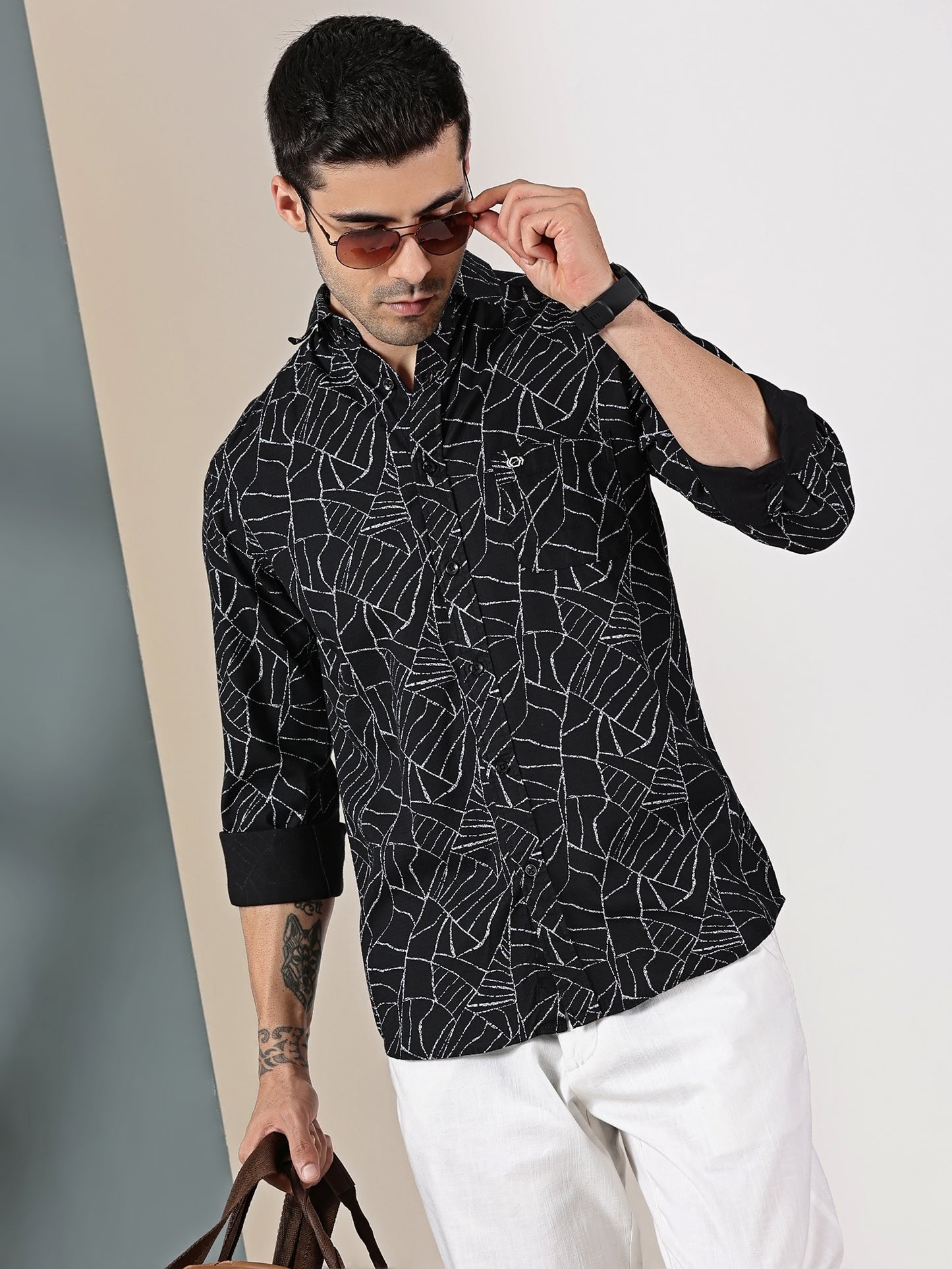 Black Dobby Abstract webline Print Shirt